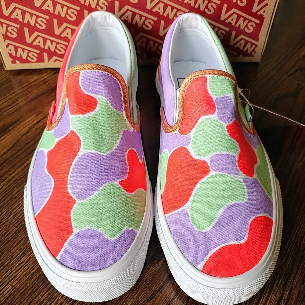 Order Women's VANS classic sneakers custom 10 days - Picture 6 of 8